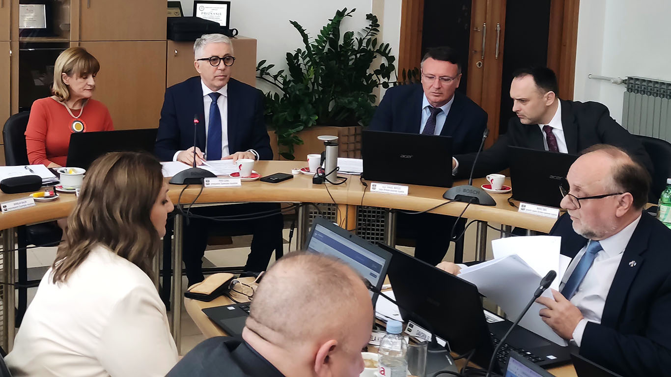 Župan Marušić: ''Nije istina da smo zadnji po povlačenju sredstava''