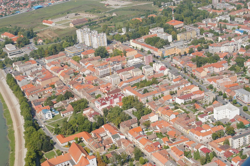 Slavonski Brod: Duspara u političkom ringu sa sedam protukandidata