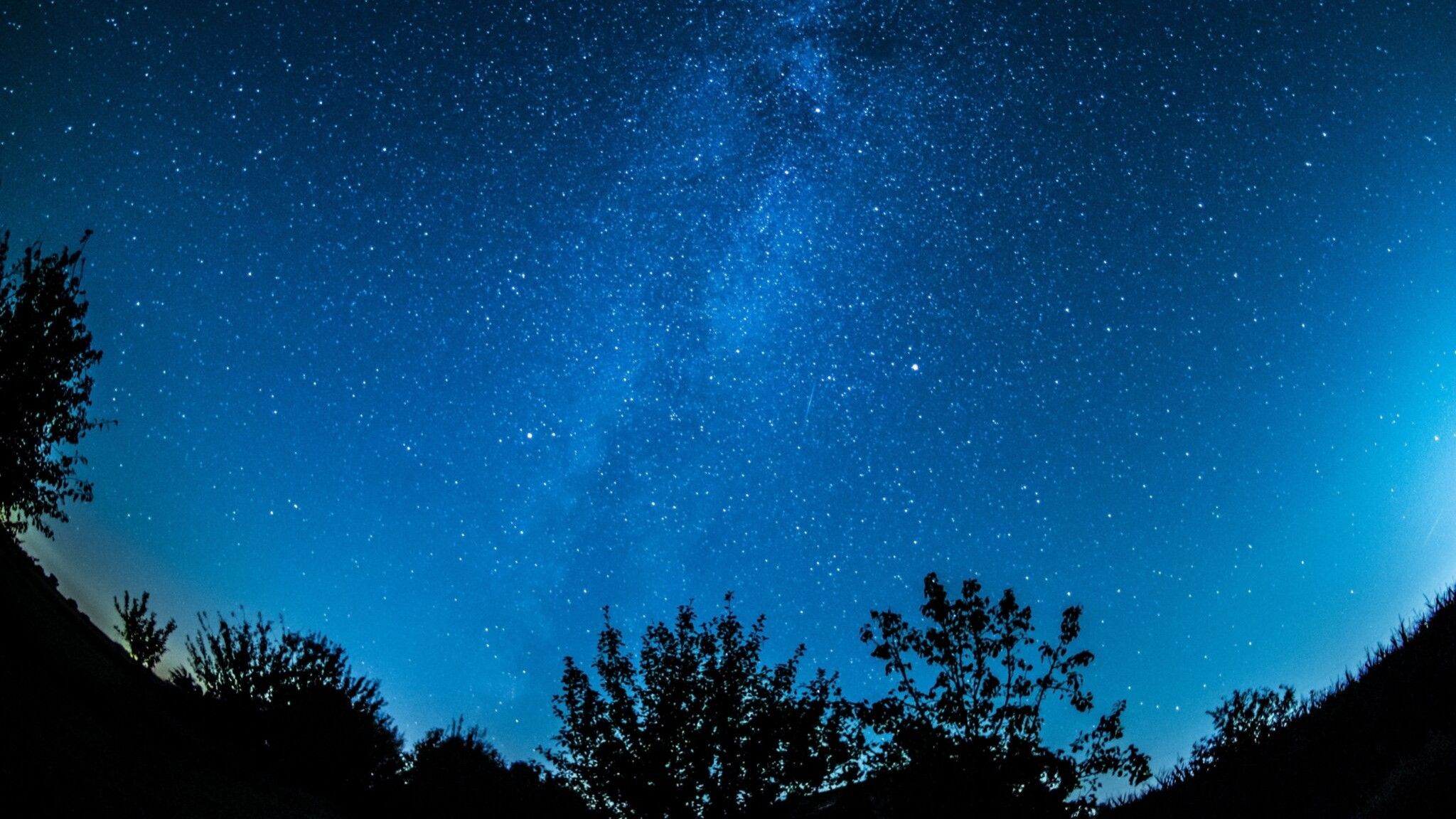 Zauzmite dobro mjesto na otorenoj pozornici i uživajte u jedinstvenom događaju