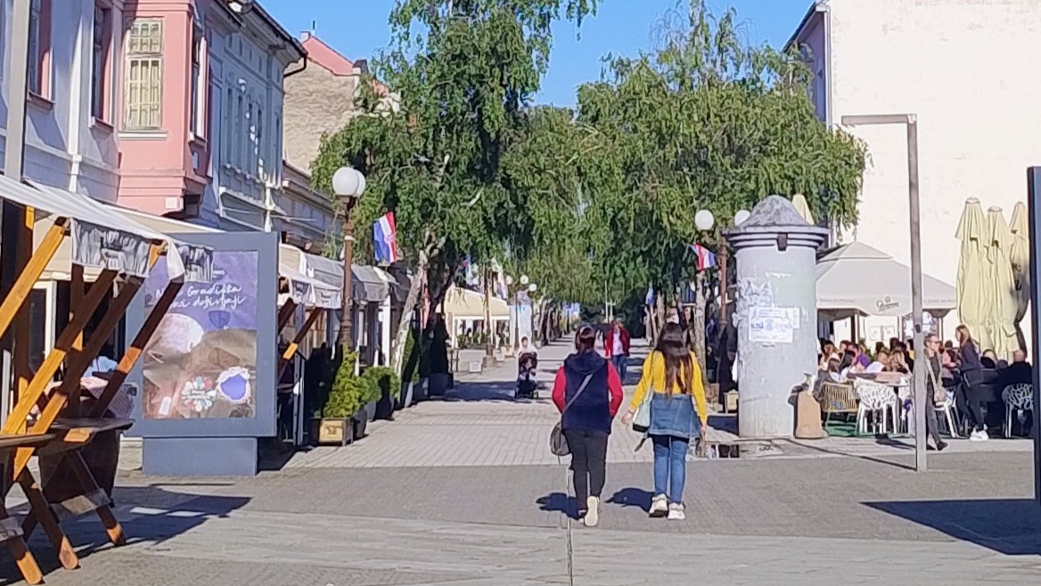 Radno vrijeme kafića produljeno do ranih jutarnjih sati